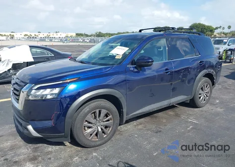 2023 Nissan Pathfinder Sv 4Wd z USA, uszkodzony, nr VIN 5N1DR3BD1PC277995